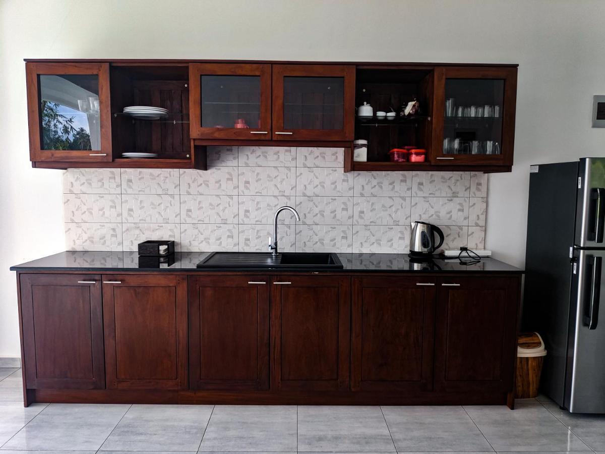 Villa Red Pool Hikkaduwa Esterno foto
